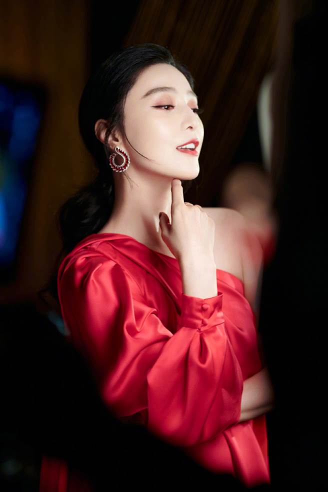 范冰冰大白皙好身材 (图/ 范冰冰工作室)