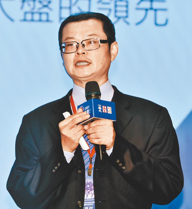 工商时报2日举办2021投资趋势论坛，工商时报台股逐洞赛单季报酬率冠军王杨基政出席。图／顏谦隆