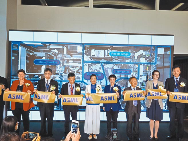 後疫情時代，台南市政府持續招商引資，活絡台南經濟並創造就業，圖為ASML開幕儀式。（台南市政府提供／曹婷婷台南傳真）