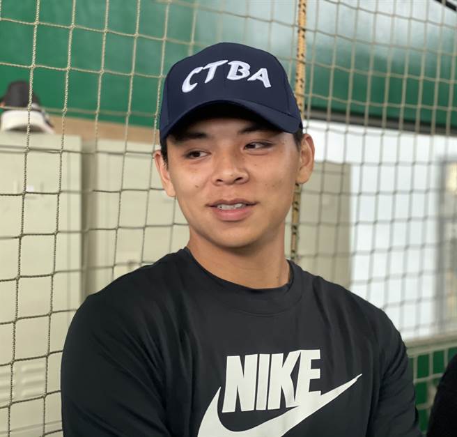 统一狮捕手陈重羽受邀担任玉山投捕训练营讲师。（毛琬婷摄）