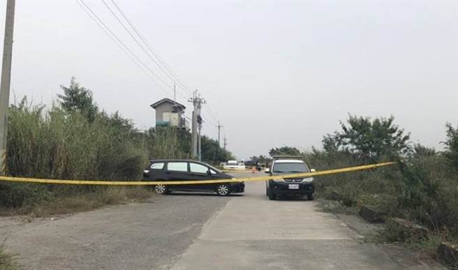 高雄夫妻带2儿女陈尸车内。（警方提供／林雅惠高雄传真）
