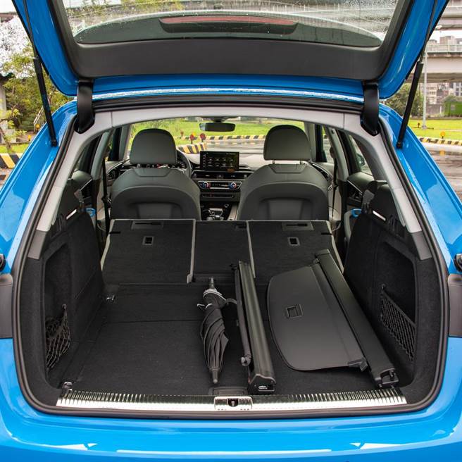 行李厢容量自495L扩充至1495L，提高载运机能。（陈大任摄）