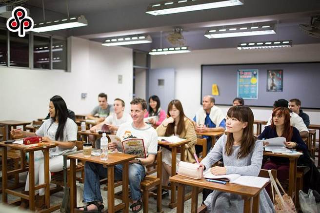 台師大長年推展華語文教學有成，不只吸引外籍生來台學中文，還打造海外華語師資數位碩士在職專班，培育華文教師。（台師大提供）