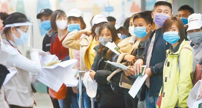 印尼移工确诊病例暴增，恐成为台湾防疫的破口。此为示意图。（资料照片 范扬光摄）