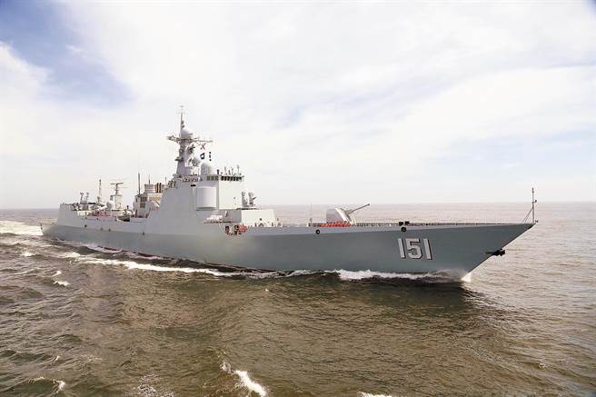 中國武器銷售全球第二？瑞典智庫抬中壓俄捧殺。圖為大陸艦艇在東海演練。（圖／中新社資料照）