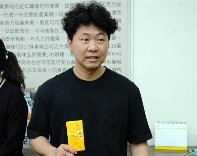 福湾巧克力风暴持续延烧，屏东县长潘孟安提醒业者要爱惜羽毛。图为福湾巧克力创办人许华仁。(本报资料照片)