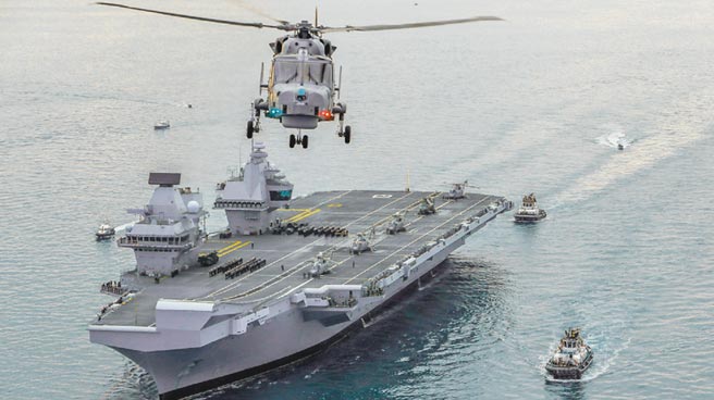 英国「伊莉莎白女王」号（HMS Queen Elizabeth，R08）航母。（取自英国皇家海军官网）