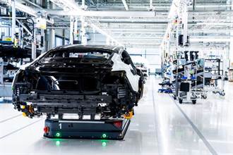 Audi e-Tron GT 電動跑車在德國工廠開始生產，使用 100％ 綠色電力