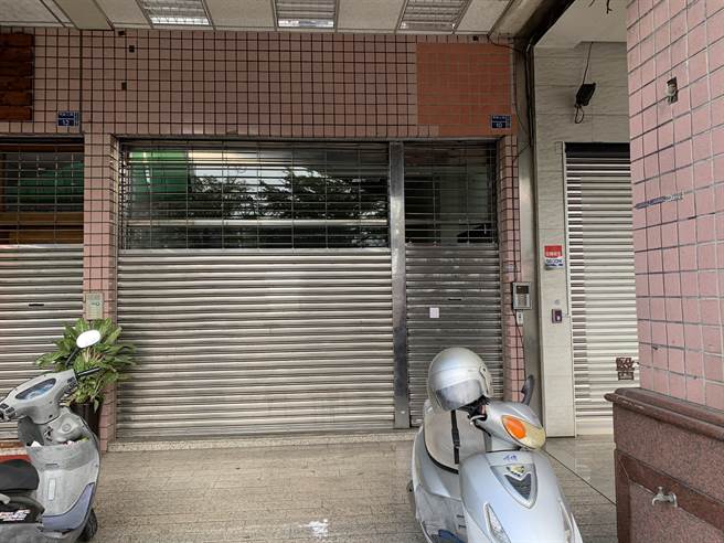 原「罢康总部」已拉下铁门。（读者提供）