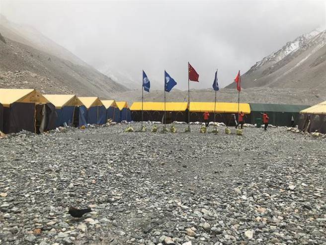 2020年珠峰高程測量大本營及現場指揮部。（圖／澎湃新聞）