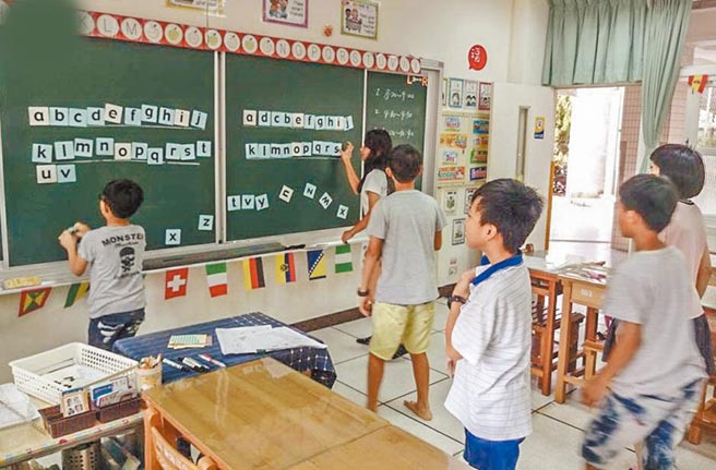 因應2030雙語國家政策，教育部將努力提升台灣學生的英語程度。（本報資料照片）