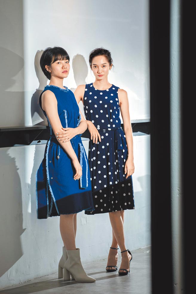 《返校》影集雙女主角李玲葦（左）、韓寧日前接受專訪分享拍戲心情。（石智中攝）