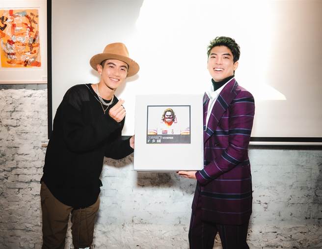 柯震东惊喜现身林哲熹生日见面会。（大玺影艺提供）