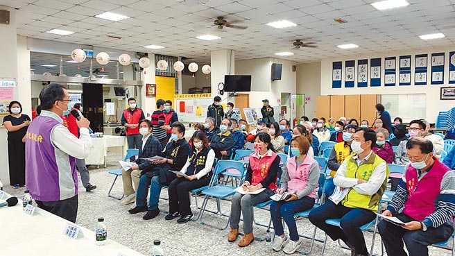 延平公园地下停车场完成和统包商签约，彰化县政府举办地方说明会，地方参与踊跃。（吴敏菁摄）