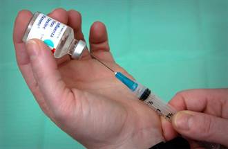 寒流好發流感與水痘 兩種疫苗可以同時接種嗎？