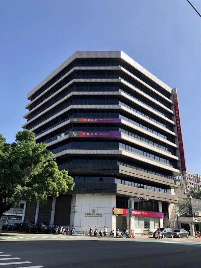 （兆丰保险台中分公司乔迁至台中民权路216号，与兆丰银行、兆丰证券合署办公以提高综效。图／业者提供）
