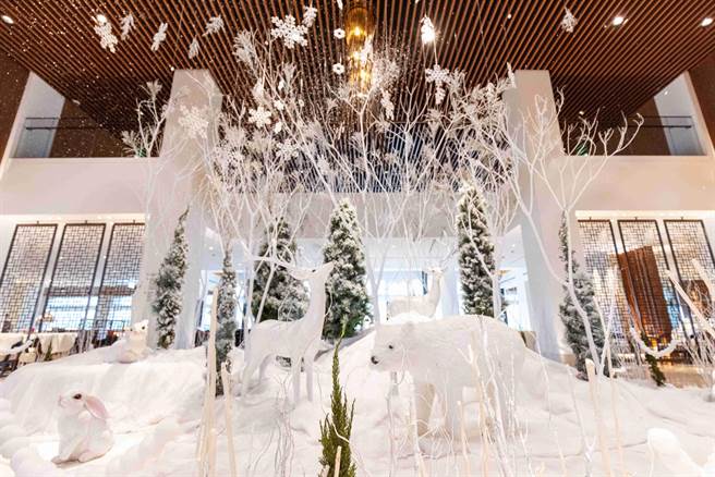 大溪威斯汀 大厅浪漫飘雪北欧奇境。(大溪威斯汀提供／蔡依珍桃园传真)