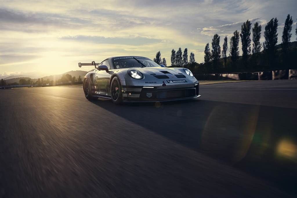 Porsche 911 GT3 Cup賽車邁入992世代 首度採用Turbo Body寬車體，並且更加電子化