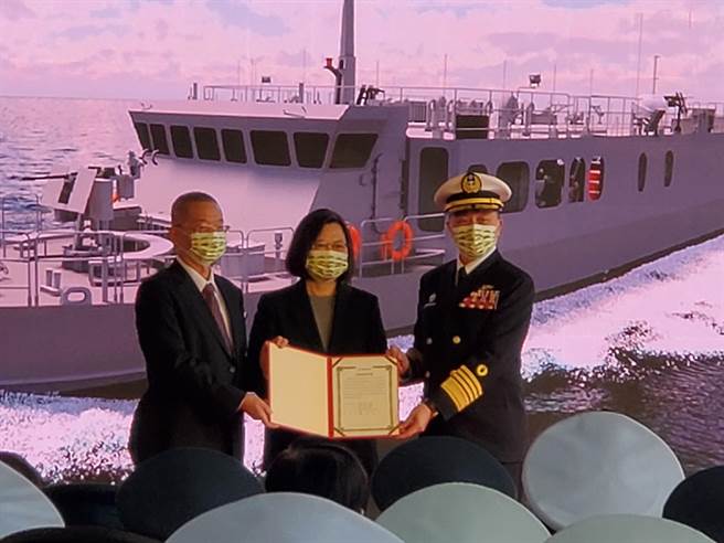 航母杀手后续舰 蔡总统亲命名「塔江」有涵义。曾薏苹摄