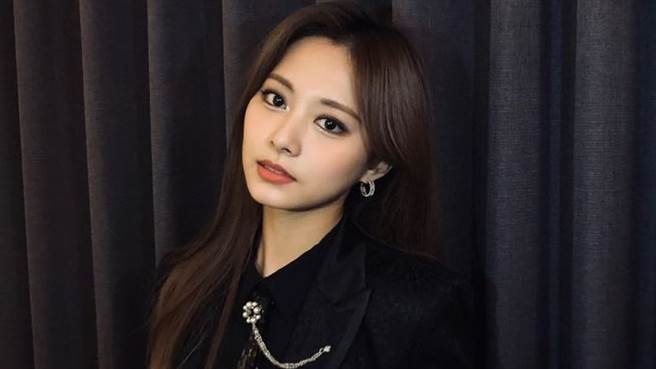 周子瑜在台南的住家傳遭竊，警方已逮獲嫌犯，將於今日上午10時開記者會說明。（圖／IG@twicetagram）