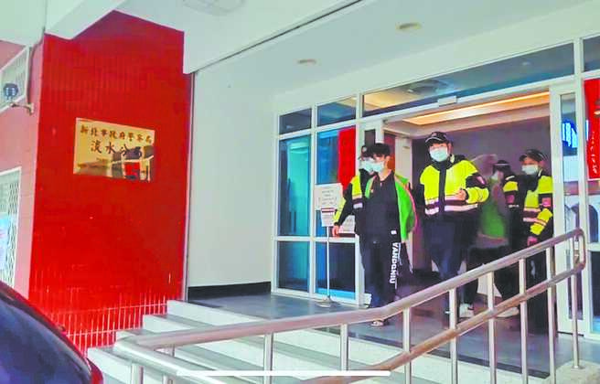 新北市发生菜鸟酒店经纪，软禁求职妙龄女的案件，警方逮人送办。八大行业听闻后直呼不可思议，强调都什么年代了，还搞囚禁剥削这老套。（警方提供／戴上容新北传真）