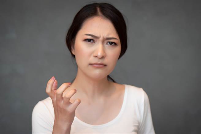 運勢命理老師艾菲爾於FB粉絲團分享6種招來衰運的日常舉動。（示意圖／shutterstock）
