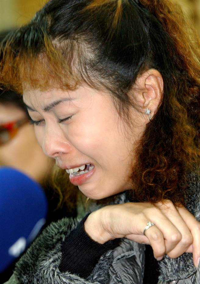 周又珈当年在记者会痛哭，表示自己是真的无辜，要社会大眾别再质疑她的清白。（图／中时资料照）
