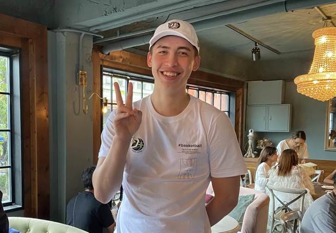 职篮混血球星谭杰龙遭爆不雅影片外流。（中时资料照 黄及人摄）