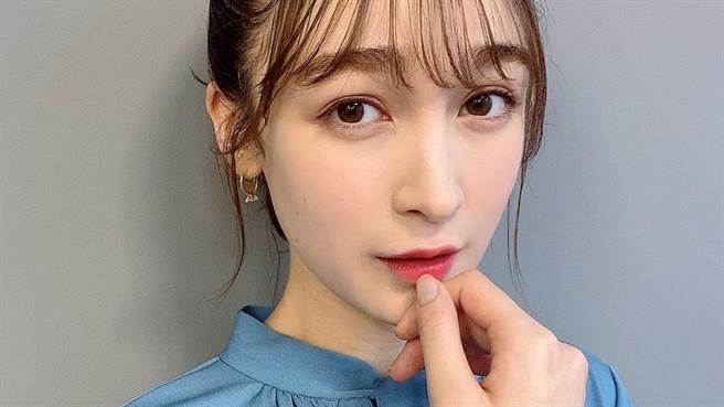 藤井幸(藤井 サチ)近日在IG上晒出活动美照，辣秀长腿吸引目光。（图／IG@sachi_fujii_official）