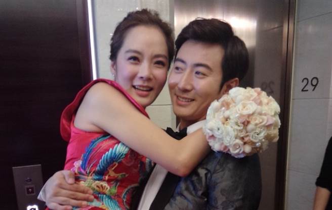 韩媒爆料蔡琳和高梓淇离婚了。（图／微博）