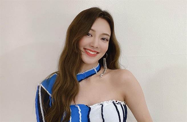 少女时代孝渊今年将现身台南跨年晚会。（图／翻摄自hyoyeon_x_x IG）