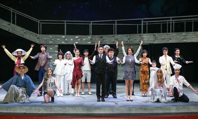 全民大剧团全新音乐剧《你好，我是接体员》18日起首演。（粘耿豪摄）