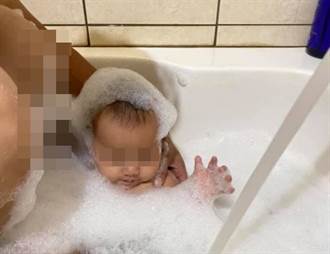 PO嬰兒洗澡照現2顆「圓形肉球」網友HIGH翻 嫩媽：誤會大了