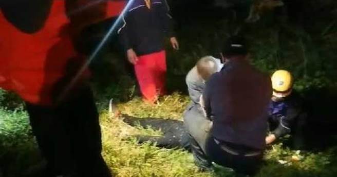 嘉义市1名妇人半夜骑车外出后失联，最后在亲水公园被寻获，已无呼吸心跳，儿子说发现母亲遗书赶紧找人，却仍晚了一步。（图／民眾提供）