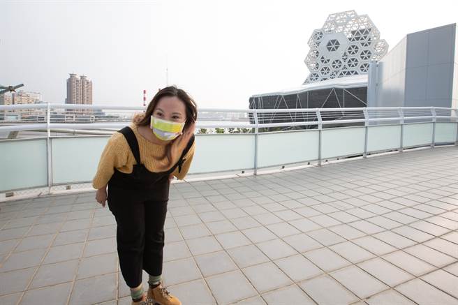 2021高雄跨百光年追星必備！高市呼籲戴口罩入。(圖/高雄市政府提供)