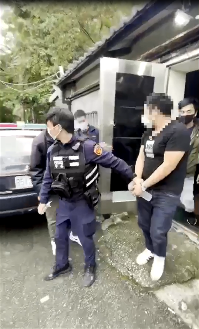 29岁吴姓通缉犯遭警方逮捕。（翻摄）