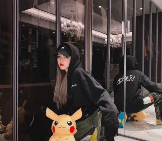 大陆网美周扬青。(图/ 摘自周扬青IG)