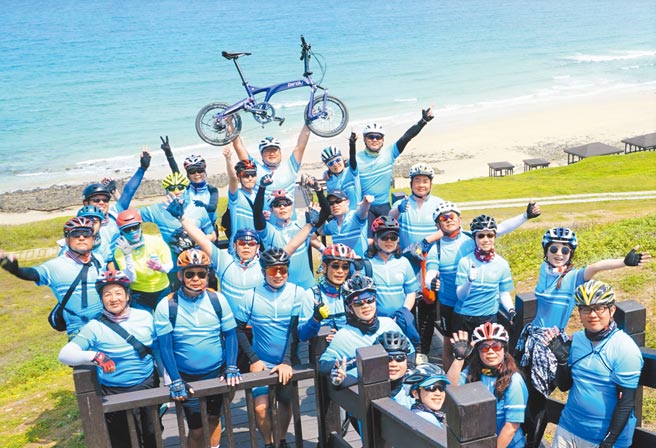 响应「2021年自行车旅游年」，骑乘自行车漫游澎湖岛最过瘾！（陈可文摄）