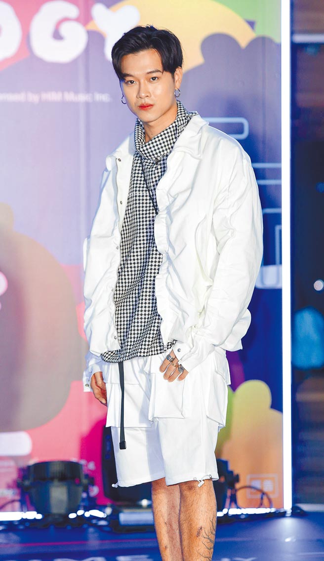 高尔宣昨出席西门PLAY乐购町开幕记者会。（吴松翰摄）