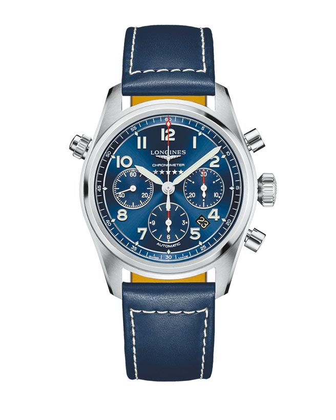 浪琴表Spirit先行者系列蓝色面盘计时码表，10万300元。（Longines提供）