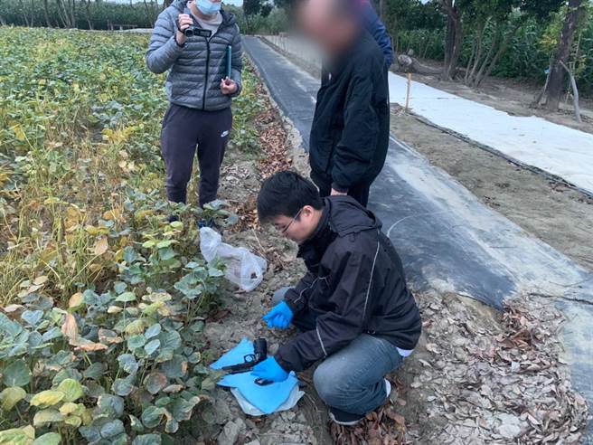 台南下营昨夜发生一起枪击案，曾男因女儿交往问题愤而开枪，警方在6小时内破案，起出枪枝。（读者提供／庄曜聪台南传真）