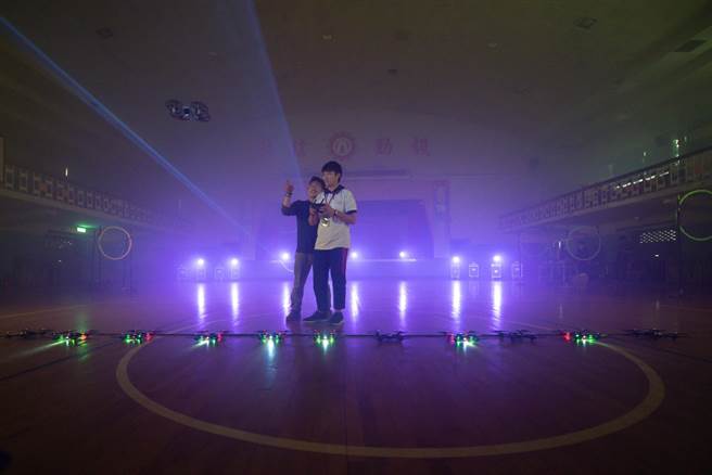 跨域领航，『基商航电』成就惊奇的学习新思维。（基商提供／吴康玮基隆传真）