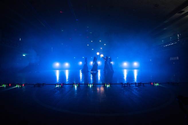 跨域领航，『基商航电』成就惊奇的学习新思维。（基商提供／吴康玮基隆传真）