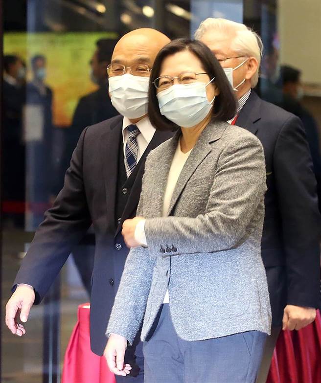 蔡蘇同台。（趙雙傑攝）
