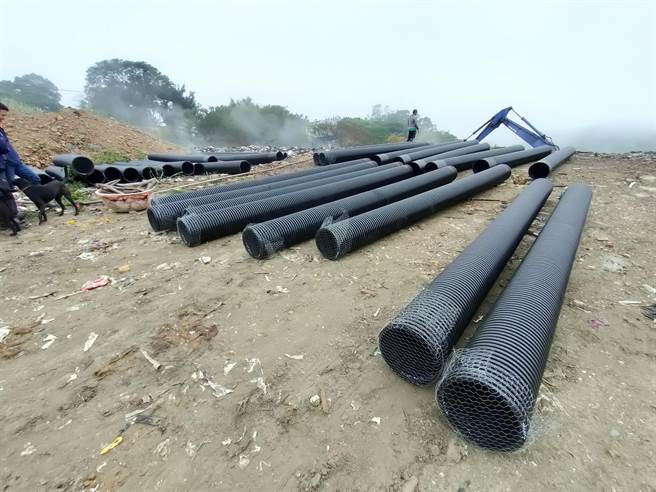 公所向县府及环保署申请补助计画200万元，包括埋设沼气管、具远端功能监视录影设备，消防蓄水桶、加压扬水机等。(吴建辉摄)