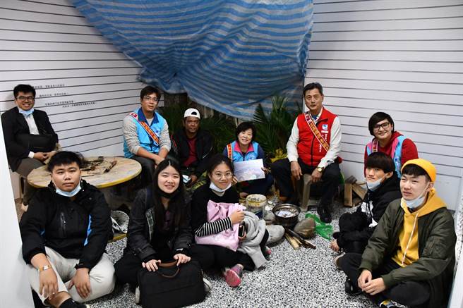 吉安乡公所举办「鸟人传奇」展，盼年轻人透过展览，把握机会习得捕鸟技术，传承阿美族狩猎文化。（吉安乡公所提供／罗亦晽花莲传真）