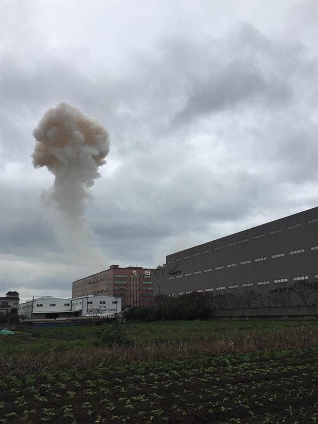 旭富再传蕈菇状爆炸，劳检处勒令停工。(议员刘胜全提供／蔡依珍桃园传真)
