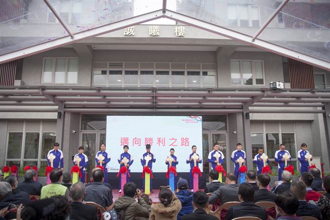 国训中心新宿舍完工，教练和选手备战明年东京奥运。(国训中心提供)