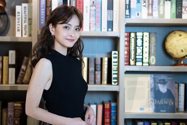 叶星辰为宣传新戏受访。（LiTV、东森戏剧提供）