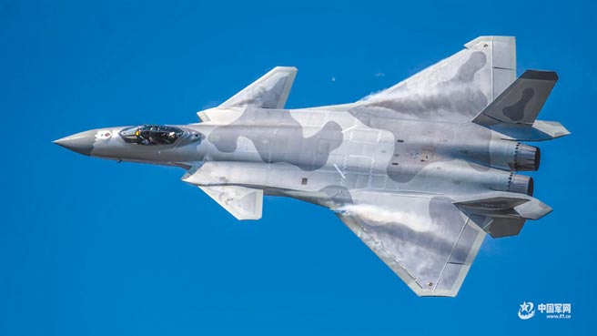 解放军歼-20战机。（取自中国军网）